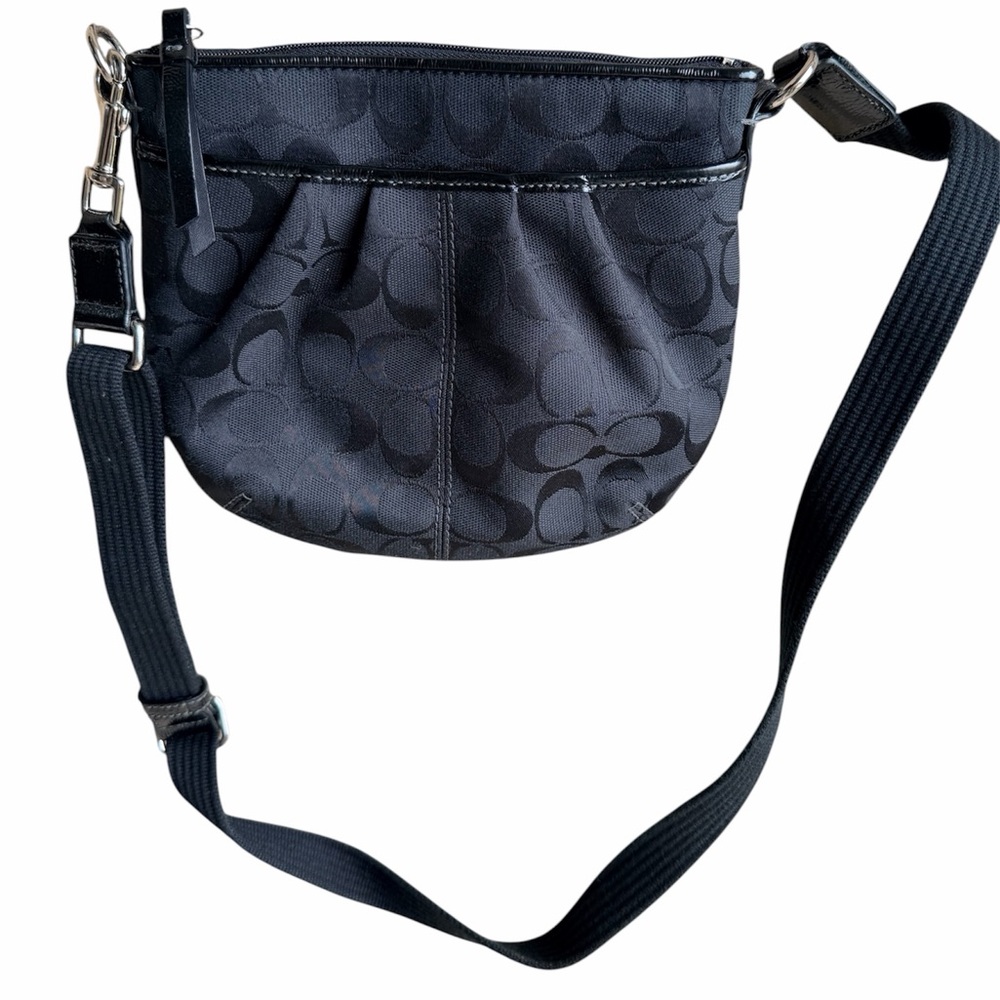 Vintage Y2K COACH Soho Pleated Swing pack Cross Body Purse Black CC Monogram